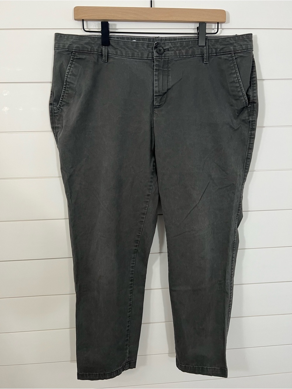 Eddie Bauer Legend Wash Gray Pants Women’s Size 14 Petite Stretch Cotton Blend